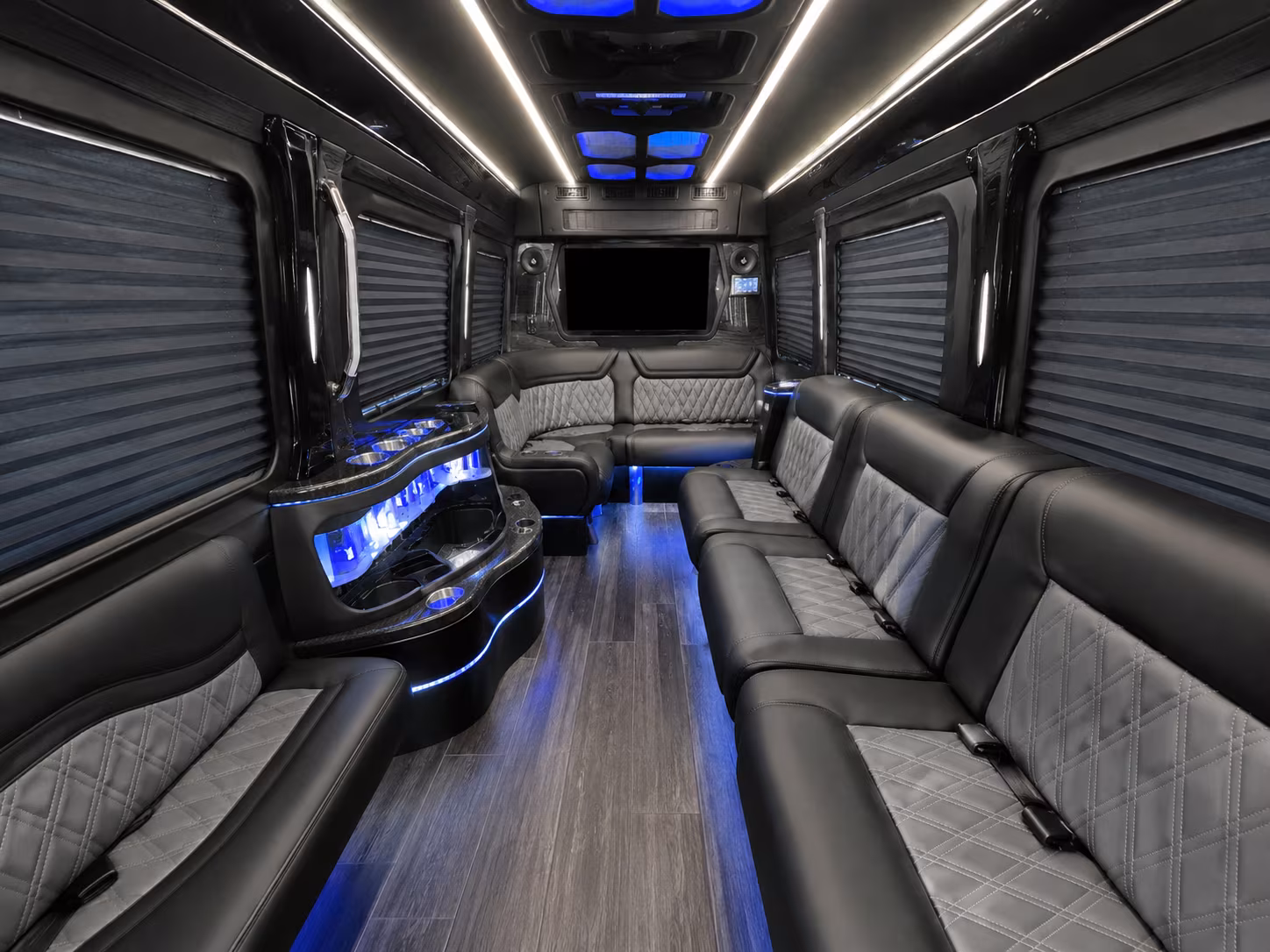employee airport shuttle buses to newark liberty international airport ewr