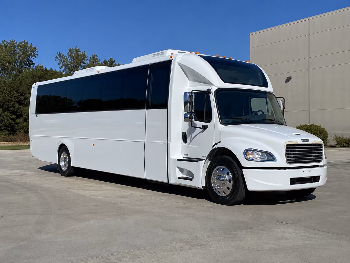 plainfield 28 passenger party bus